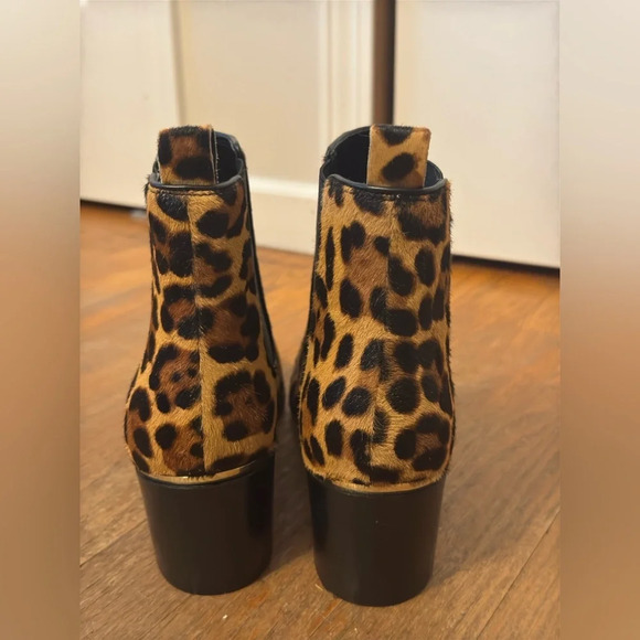 Nine West Leopard Pony Hair Chelsea Boots Pointed Toe Women’s Size 10 - Picture 3 of 8